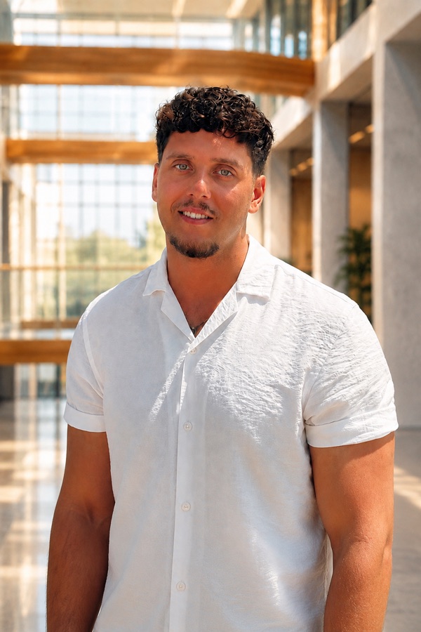 Nik Vanev, Projektleitung, Wohnliegenschaften Management AG